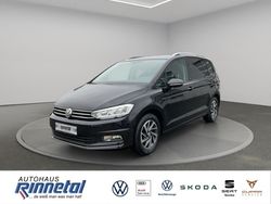 Deep black perleffekt Gebraucht 2017 VW Touran Sound Van / Kleinbus | 18.950 € (Guter Preis)