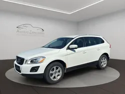 Weiß Gebraucht 2010 Volvo XC60 Summum SUV | 9.870 € (Fairer Preis)