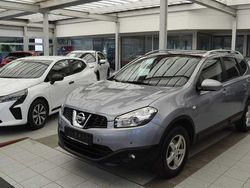 Grau Gebraucht 2010 Nissan Qashqai SUV | 5.890 € (Fairer Preis)