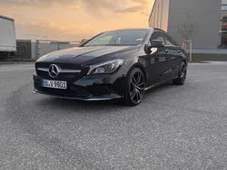 Schwarz Gebraucht 2017 Mercedes CLA180 Urban Limousine | 16.999 € (Fairer Preis)