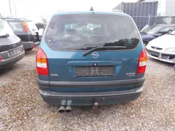Blau Gebraucht 2001 Opel Zafira Elegance Van / Kleinbus | 1.250 € (Fairer Preis)