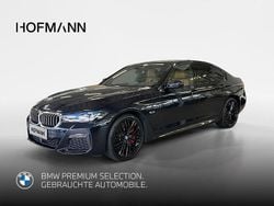 Carbonschwarz metallic Gebraucht 2022 BMW 545e M Sport Limousine | 48.890 € (Fairer Preis)