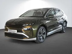 Olibogrün metallic Gebraucht 2025 Skoda Enyaq iV SportLine SUV | 46.790 € (Etwas zu teuer)