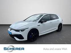 Pure white Gebraucht 2022 VW Golf VIII R Limousine | 38.200 € (Etwas zu teuer)