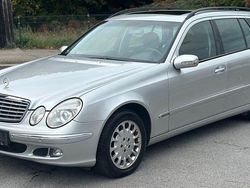 Silber Gebraucht 2005 Mercedes E200 Elegance Kombi | 6.499 € (Fairer Preis)