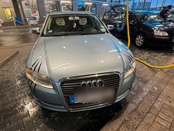 Blau Gebraucht 2006 Audi A4 Limousine | 2.599 € (Guter Preis)