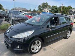 Schwarz Gebraucht 2012 Peugeot 207 Premium Kombi | 2.398 € (Etwas zu teuer)