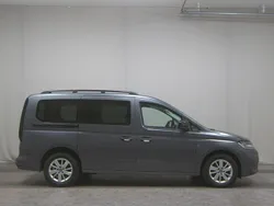 Grau Gebraucht 2021 VW Caddy Maxi Life Van / Kleinbus | 19.480 € (Superpreis)