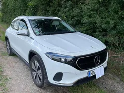 Weiß Gebraucht 2021 Mercedes EQA250 Progressive SUV | 28.490 € (Guter Preis)