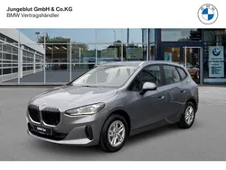 Grau Neu 2024 BMW 218 Active Tourer Luxury Line Van / Kleinbus | 36.360 € (Superpreis)