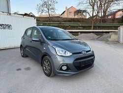 Grau Gebraucht 2014 Hyundai i10 Intro Edition Kleinwagen | 5.488 € (Guter Preis)