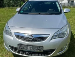 Silber Gebraucht 2012 Opel Astra Limousine | 3.800 € (Superpreis)