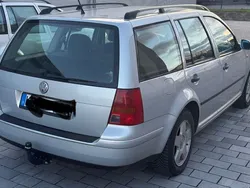 Silber Gebraucht 1999 VW Golf IV Kombi | 1.700 €