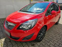 Rot Gebraucht 2010 Opel Meriva Van / Kleinbus | 6.490 € (Etwas zu teuer)