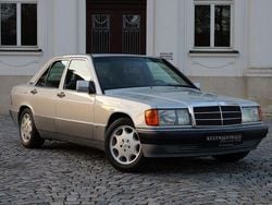 Silber Gebraucht 1993 Mercedes 190 Sportline Limousine | 19.900 €