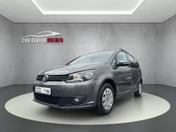 Grau Gebraucht 2010 VW Touran Comfortline Van / Kleinbus | 6.100 € (Teuer)