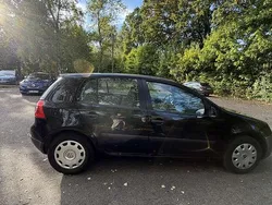 Schwarz Gebraucht 2004 VW Golf IV Trendline Kleinwagen | 4.100 € (Etwas zu teuer)