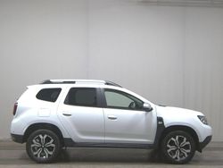 Weiss Gebraucht 2022 Dacia Duster Prestige SUV | 17.980 € (Guter Preis)