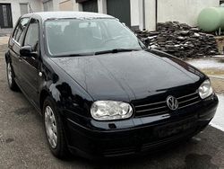 Blau Gebraucht 2001 VW Golf Sport Limousine | 2.499 € (Etwas zu teuer)