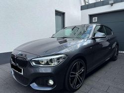 Grau Gebraucht 2018 BMW 116 M Sport Kleinwagen | 17.500 € (Teuer)