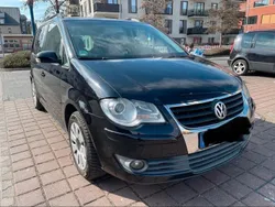 Schwarz Gebraucht 2007 VW Touran Van / Kleinbus | 3.500 € (Etwas zu teuer)