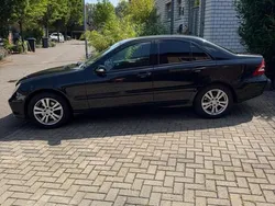 Schwarz Gebraucht 2007 Mercedes C200 Limousine | 3.500 € (Etwas zu teuer)