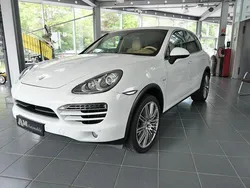 Weiß Gebraucht 2012 Porsche Cayenne SUV | 26.800 € (Fairer Preis)