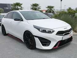 Weiß Gebraucht 2022 Kia ProCeed GT Kleinwagen | 28.990 € (Fairer Preis)