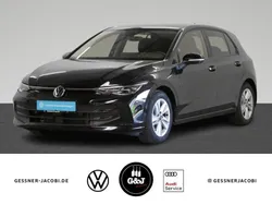 Schwarz Gebraucht 2024 VW Golf VIII Life Limousine | 30.690 € (Etwas zu teuer)