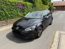 Schwarz Gebraucht 2013 VW Golf VII Comfortline Limousine | 8.950 € (Etwas zu teuer)