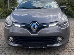 Grau Gebraucht 2016 Renault Clio GrandTour Kombi | 4.300 € (Fairer Preis)