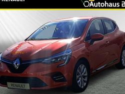 Orange Gebraucht 2022 Renault Clio V Techno Limousine | 14.990 € (Fairer Preis)