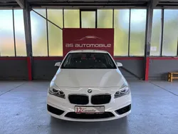 Weiß Gebraucht 2015 BMW 218 Sport Line Kombi | 10.990 € (Fairer Preis)