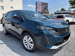 Blau Gebraucht 2022 Peugeot 5008 Van / Kleinbus | 20.825 € (Fairer Preis)