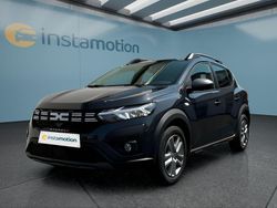 Grau Gebraucht 2023 Dacia Sandero Stepway Kleinwagen | 15.999 € (Fairer Preis)