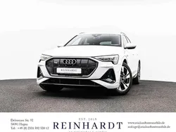 Gletscherweiß metallic Gebraucht 2022 Audi e-tron Sportback S-Line SUV | 42.175 € (Guter Preis)