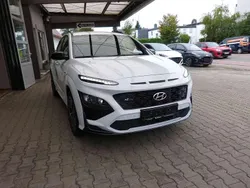 Weiß Gebraucht 2021 Hyundai Kona N Line SUV | 19.900 € (Fairer Preis)