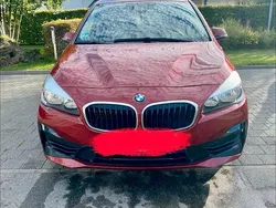 Rot Gebraucht 2019 BMW 218 Kombi | 14.850 € (Fairer Preis)