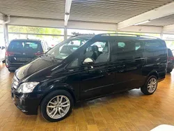 Schwarz Gebraucht 2012 Mercedes Viano Edition Van / Kleinbus | 25.499 € (Teuer)