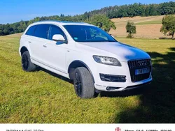 Weiß Gebraucht 2011 Audi Q7 Ambiente SUV | 19.999 €