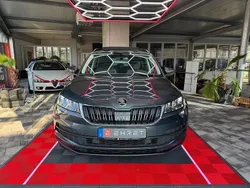 Grau Gebraucht 2019 Skoda Karoq SUV | 18.285 € (Guter Preis)