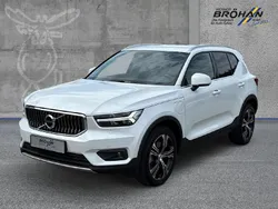 Crystal white / metallic Gebraucht 2020 Volvo XC40 Inscription SUV | 29.980 € (Guter Preis)