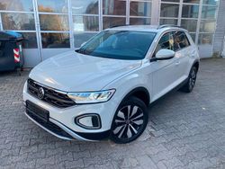 Grau Gebraucht 2024 VW T-Roc Move SUV | 23.990 € (Guter Preis)