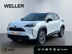 Weiss Gebraucht 2025 Toyota Yaris Hybrid Plus | 33.450 € (Etwas zu teuer)