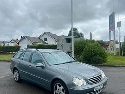 Grau Gebraucht 2004 Mercedes C200 Kombi | 2.600 € (Fairer Preis)
