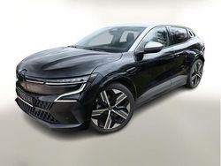 Black pearl metallic / dach: gra Gebraucht 2023 Renault Mégane Iconic Limousine | 29.590 € (Superpreis)