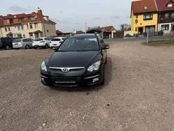 Schwarz Gebraucht 2009 Hyundai i30 Comfort Kombi | 1.799 € (Superpreis)