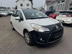 Weiß Gebraucht 2011 Citroën C3 Tendance Kleinwagen | 2.200 € (Guter Preis)