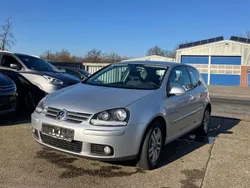 Silber Gebraucht 2008 VW Golf V Edition Limousine | 2.100 € (Superpreis)