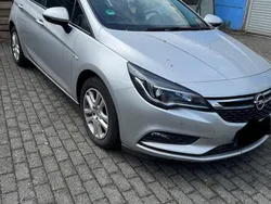 Silber Gebraucht 2017 Opel Astra Limousine | 8.000 € (Fairer Preis)